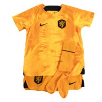 Camiseta Países Bajos Primera Equipación para niños Mundial 2022 manga corta (+ pantalones cortos)